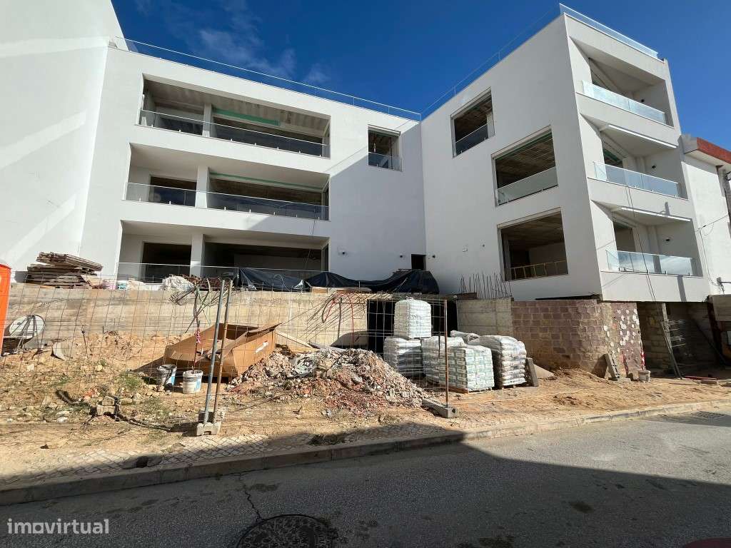 Edifício Habitacional de Luxo na Praia da Luz - Uma Oportunidade Ex... - Grande imagem: 1/32