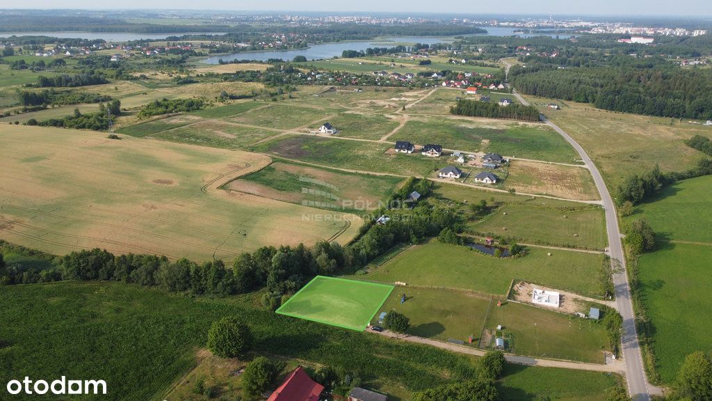 Ogrodzona działka budowlana Maleczewo z mediami