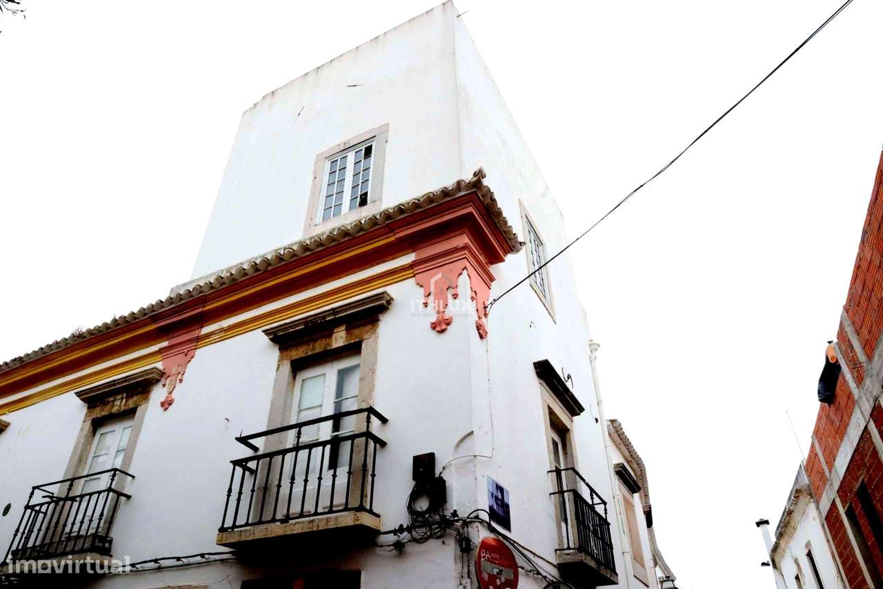 OPORTUNIDADE EXCLUSIVA - Prédio na Baixa de Faro com projeto aprovado - Grande imagem: 4/15