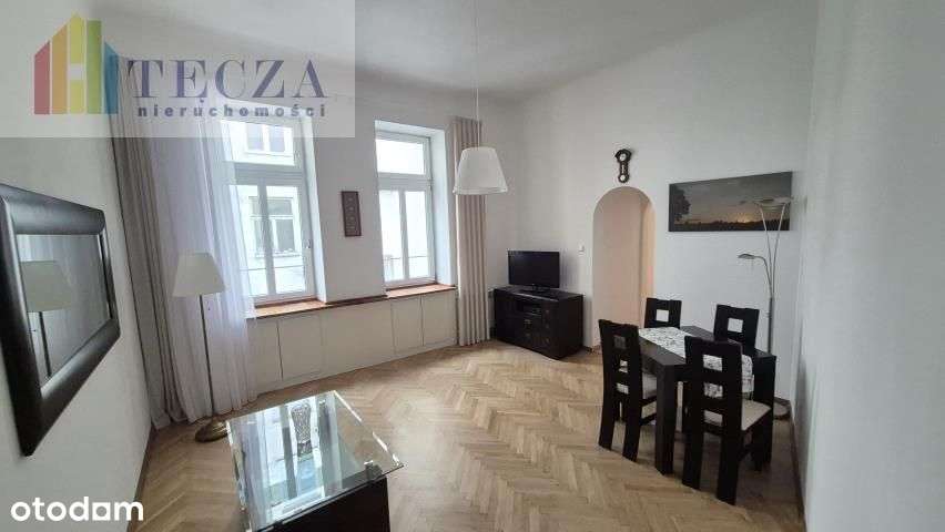 3,5 M wysokości|Kamienica|350 M od Łazienek| Metro-2