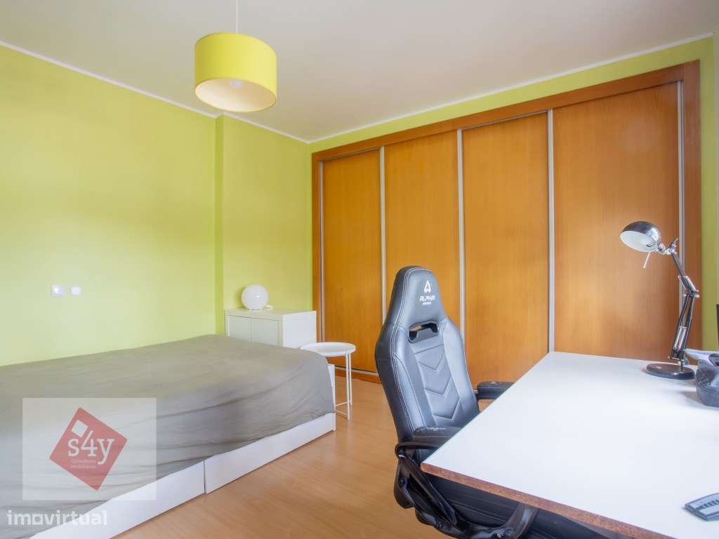 Apartamento T3 com Garagem e Terraço em Vila Serena - Pinhal Novo-13
