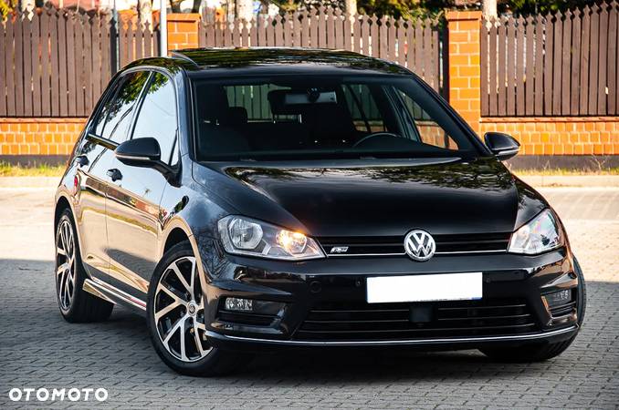 Volkswagen Golf 2.0 TDI SCR DSG R-Line - 1