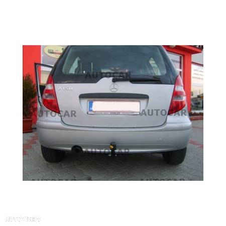 Carlig de remorcare pentru MERCEDES A - 5 usi W169 - sistem semidemontabil -cu suruburi - din 2004 - 2012 - 8