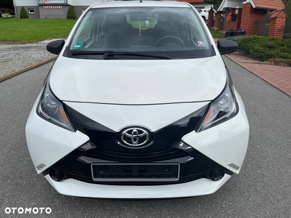 Toyota Aygo x - 2