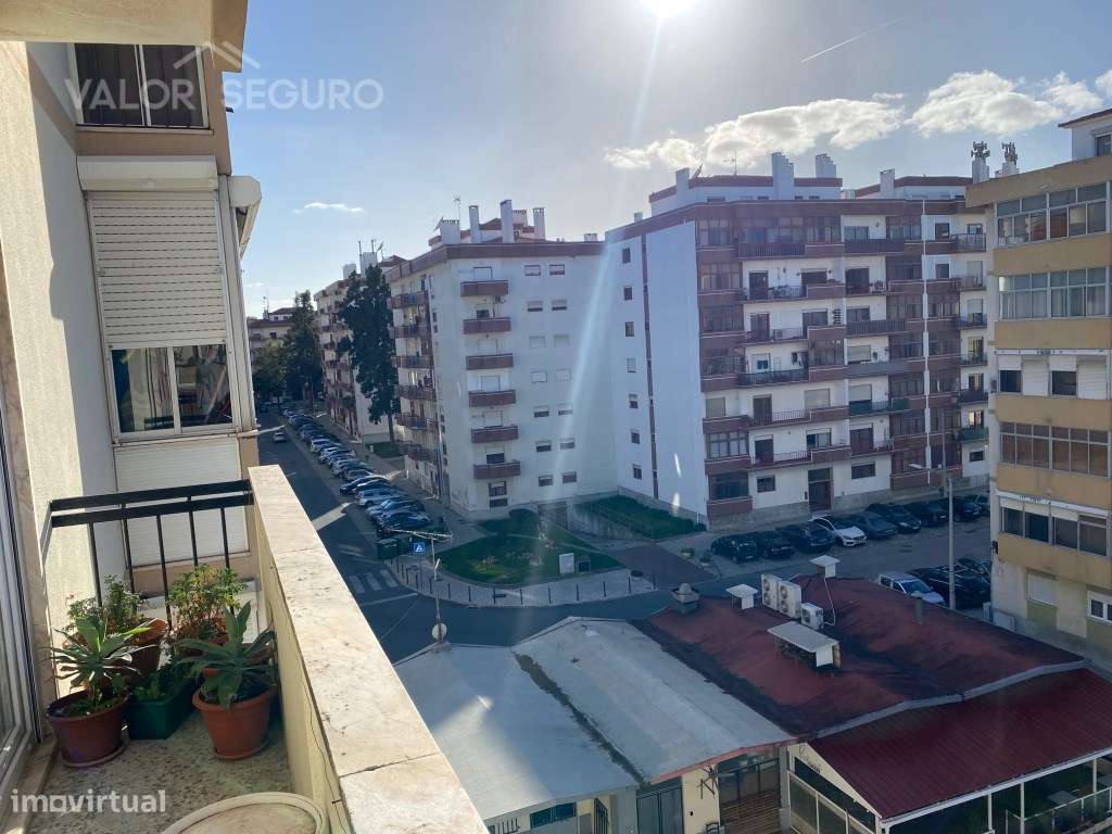 Apartamento T2 na Quinta das Drogas em Alverca do Ribatejo-23