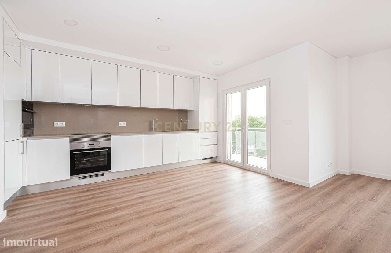 Apartamento T2  a estrear em zona privilegiada da Parede - Grande imagem: 2/19