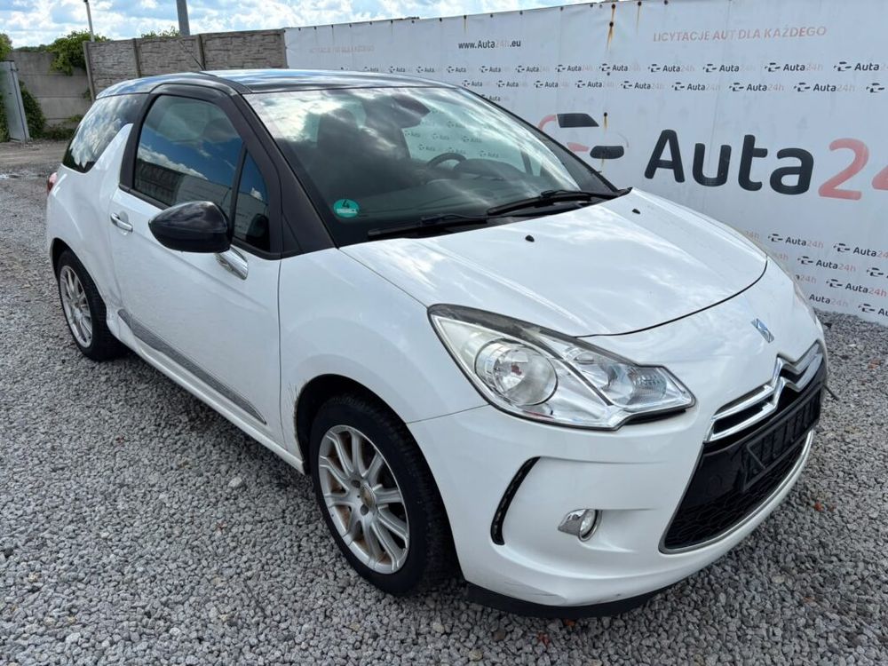 Citroën DS3 VTi 120 SoChic 2011