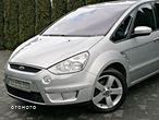 Ford S-Max - 17