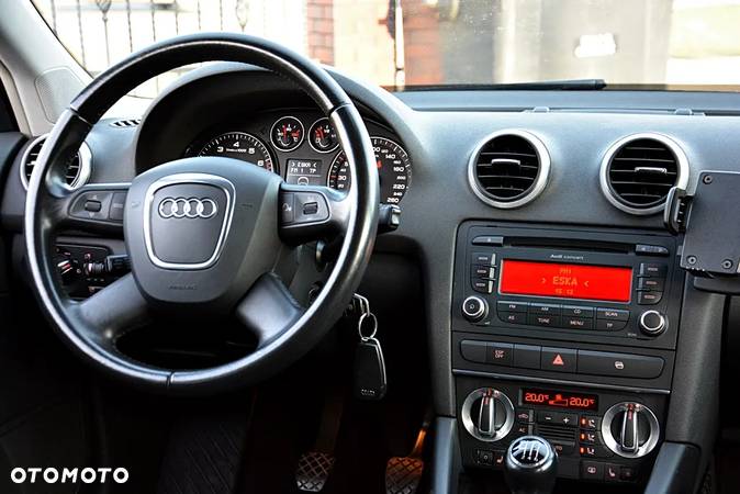 Audi A3 1.4 TFSI Sportback Attraction - 8