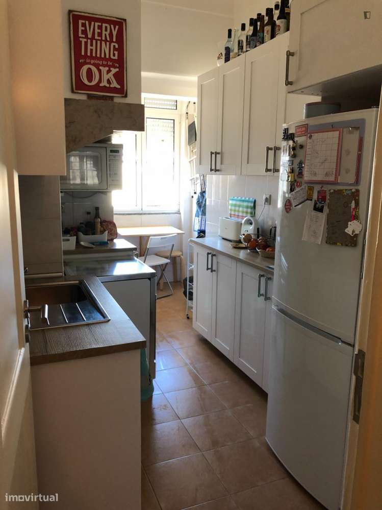 Quarto - localizado em Sete Rios Lisbon - Grande imagem: 3/14