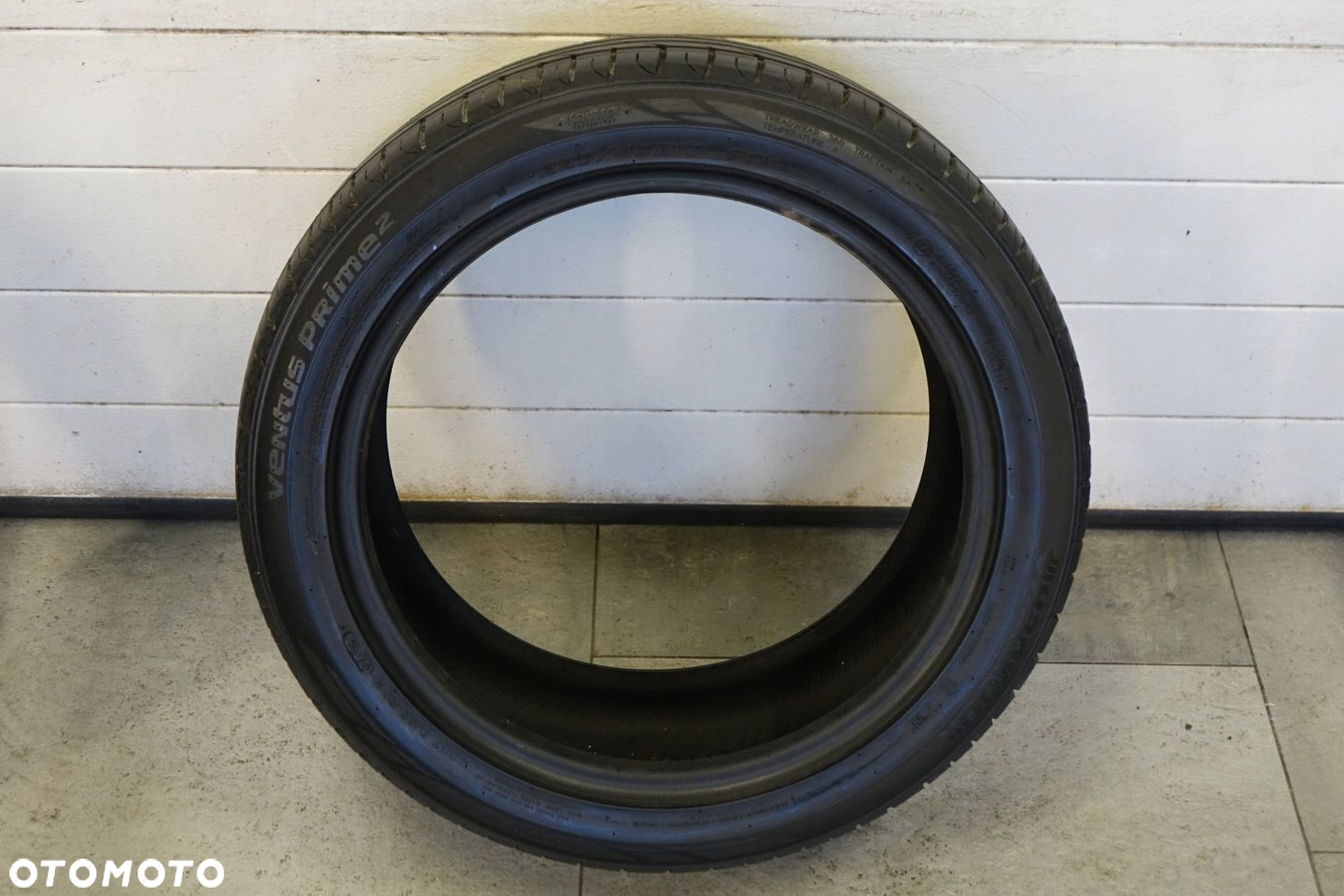 Opona Lato 225/45/17 Hankook ok. 6,36mm - 3