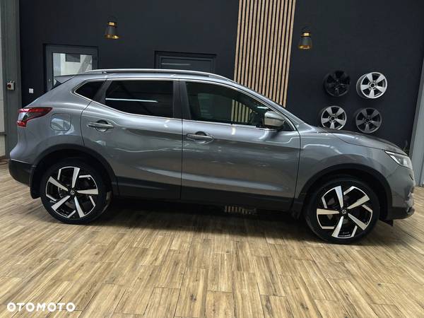 Nissan Qashqai 1.2 DIG-T TEKNA+ - 4