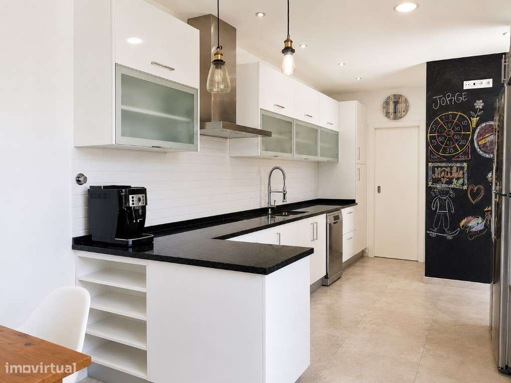 Moradia T3 +1 Renovada Pronta a Habitar Espaço, Conforto e excelent...-5