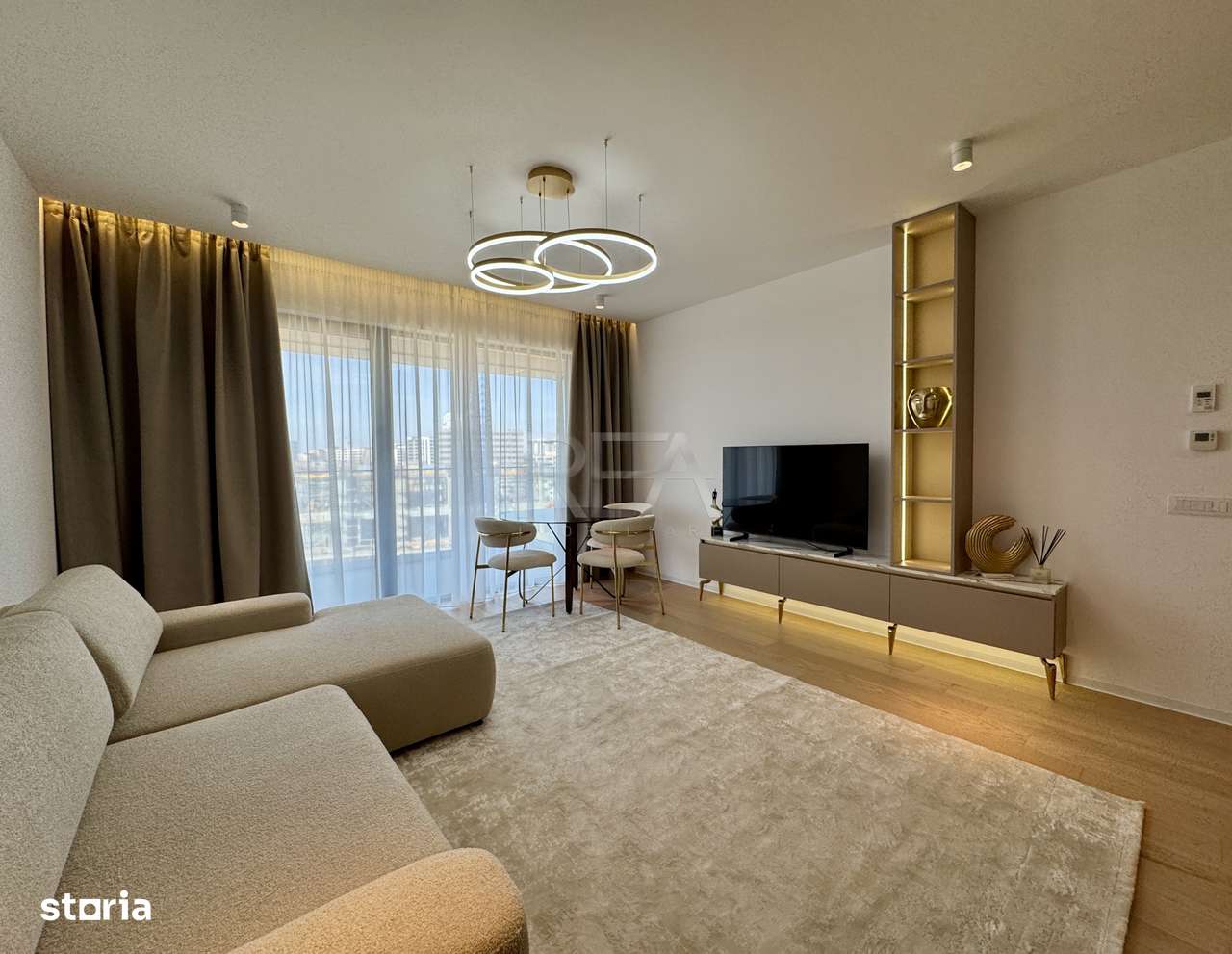2 camere premium la lac si Promenada Mall