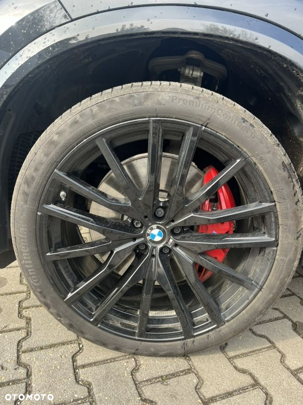 BMW X5 M M50i - 5