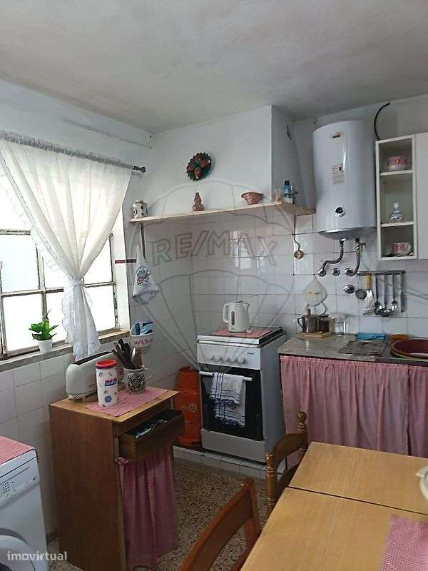 Moradia T2 para venda-6