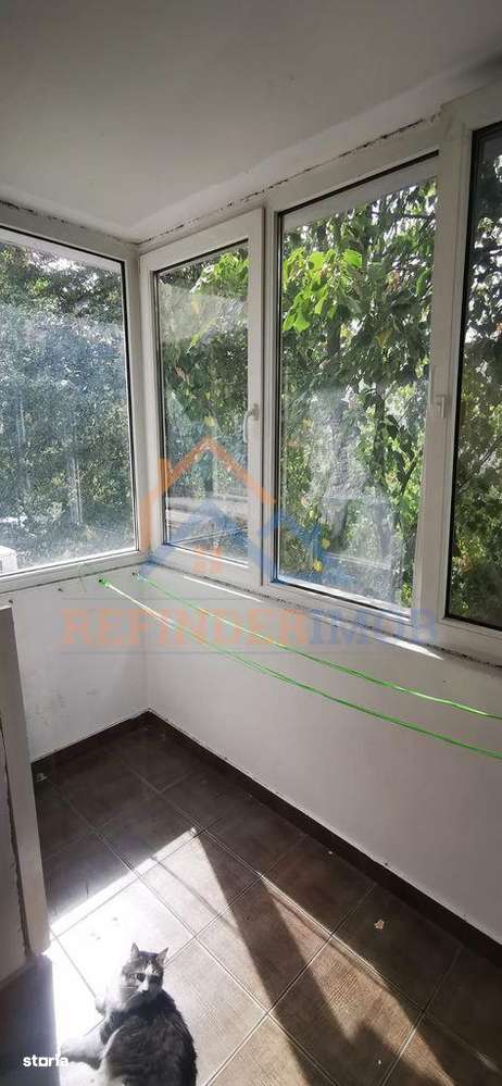 Apartament de vanzare cu 2 camere, zona Titan-5