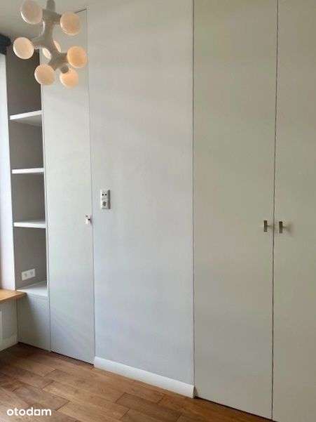 Ciche mieszkanie w budynku Trio-10