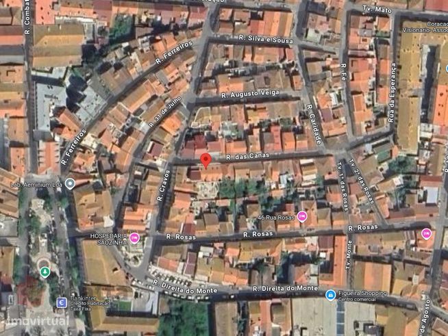 Conjunto de 2 frações geminadas com garagem, logradouro e 3 pisos -...-2