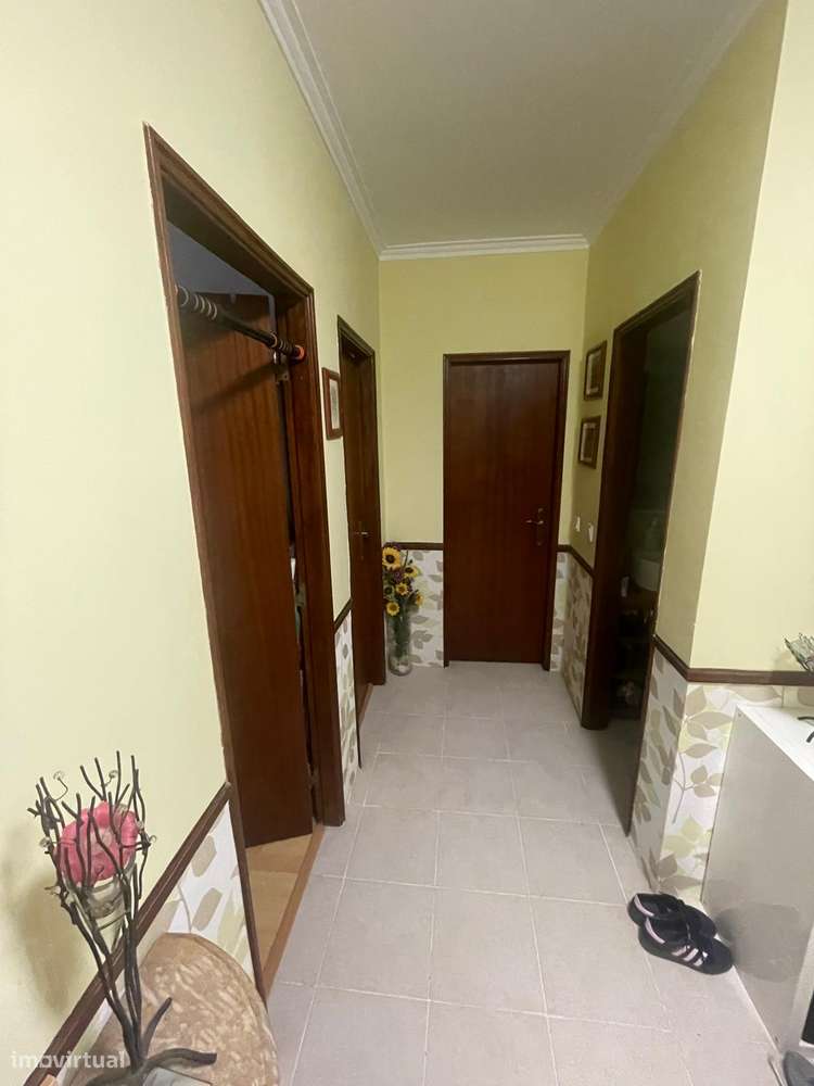 Excelente apartamento T3 Agualva Cacem-16
