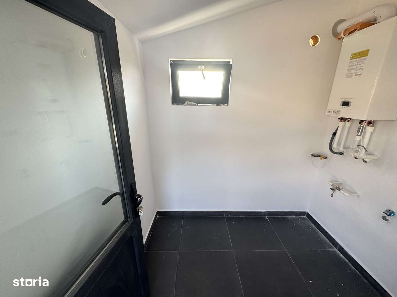 CANALIZARE! MAGAZIE! PLACA! Casa 3 camere, Horpaz-Ciurbesti-11