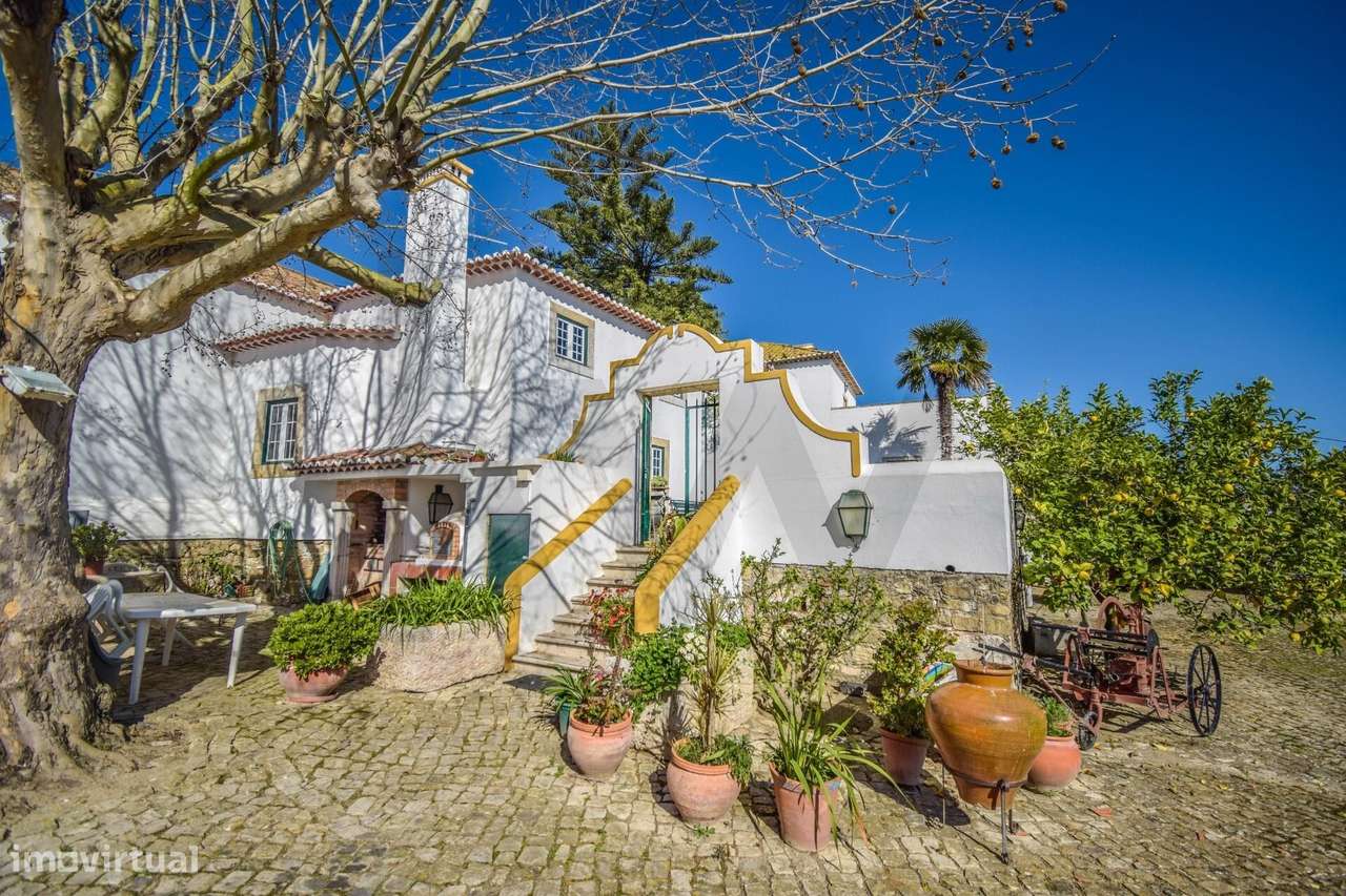 Quinta com Solar e Capela - Referência Histórica em Mafra-31