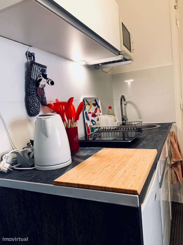 Quarto - localizado em Benfica Lisbon - Grande imagem: 4/22