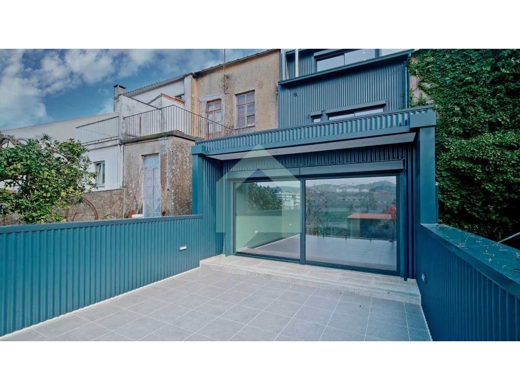 Moradia totalmente remodelada, com 3 quartos, na cidade de Barcelos.-22