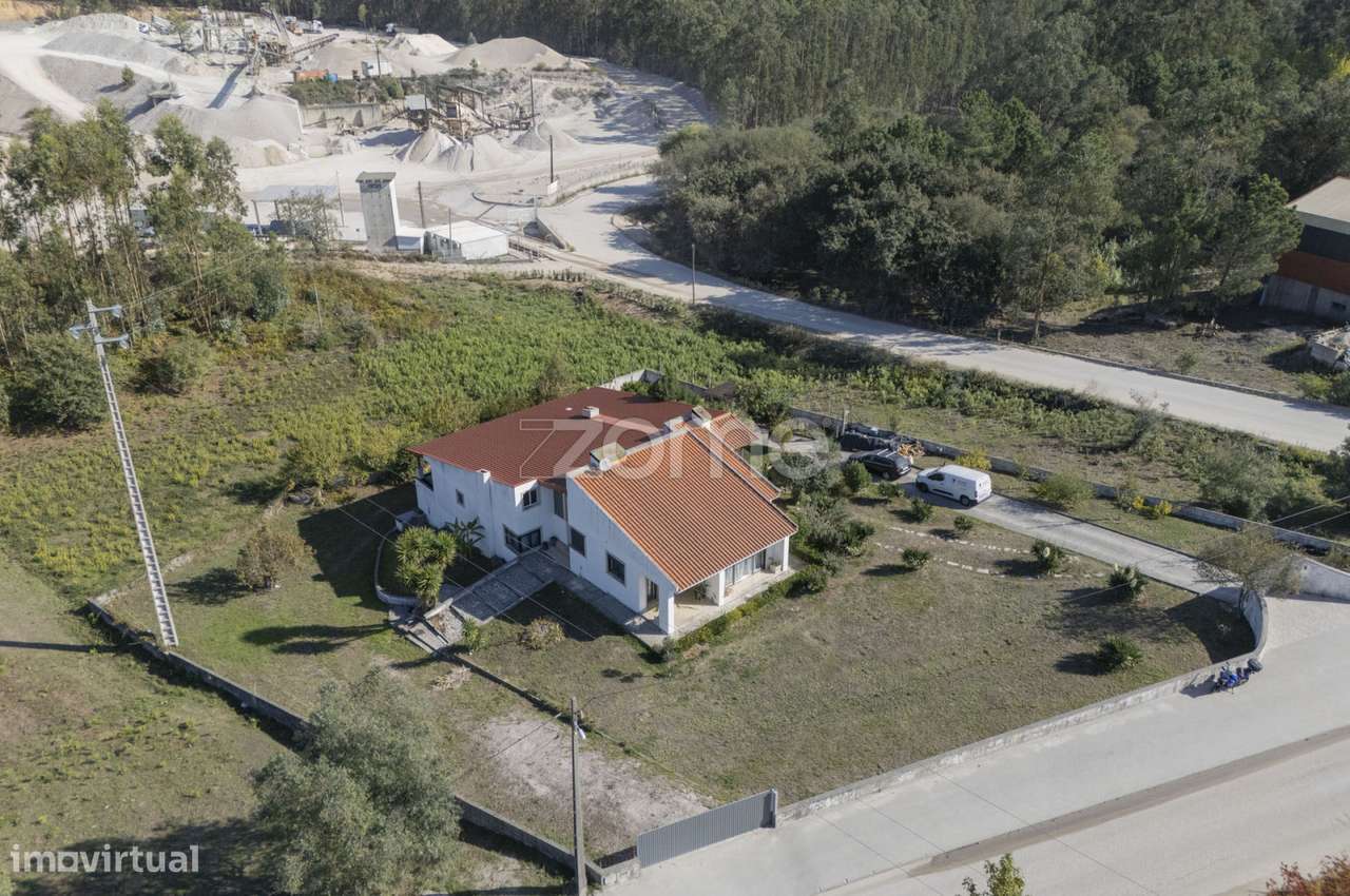 Moradia T3 || Isolada || Albergaria dos Doze, Pombal - Grande imagem: 3/54