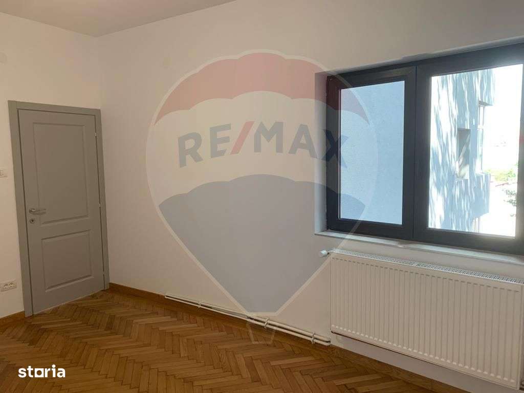 Birou de închiriat, 3 camere, Ministerul Transporturilor - Imagine principală: 2/19