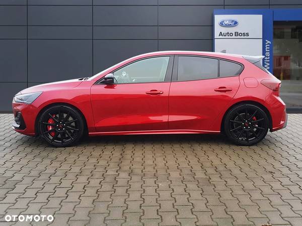 Ford Focus 2.3 EcoBoost ST X - 2