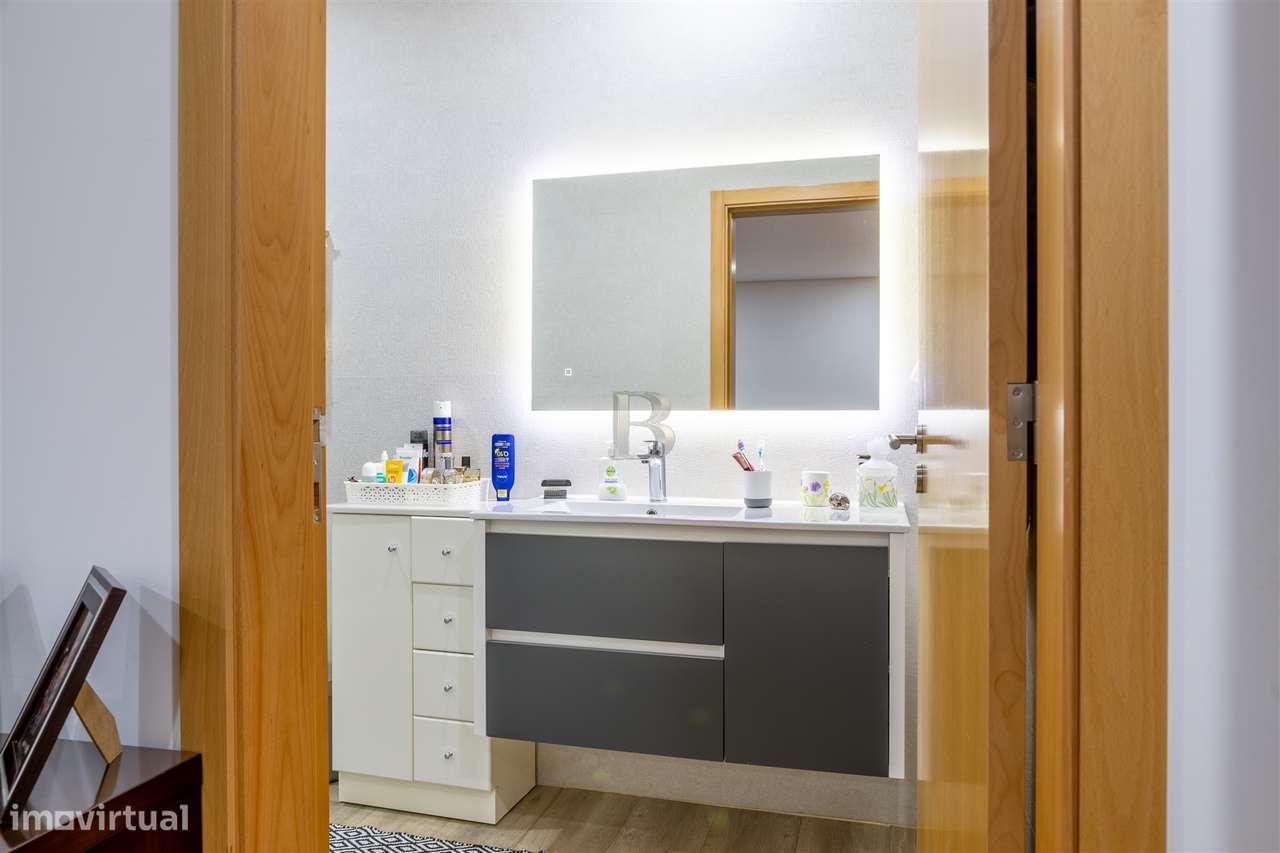 Moradia T4 Venda em Rio Mau,Penafiel-19