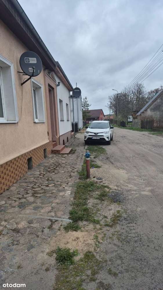 Dom w Starkowie z działką-11