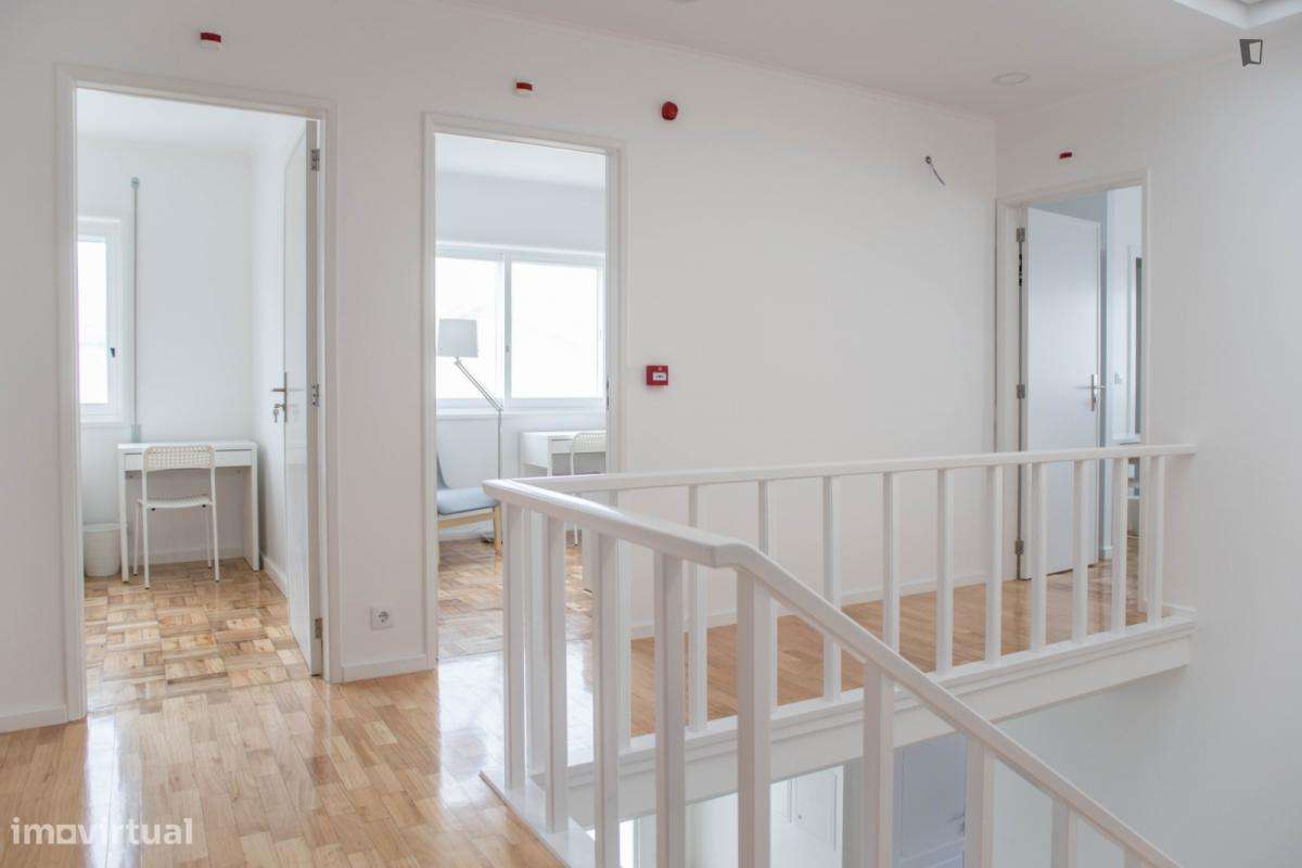 Quarto - localizado em Rio Tinto Porto - Grande imagem: 4/9