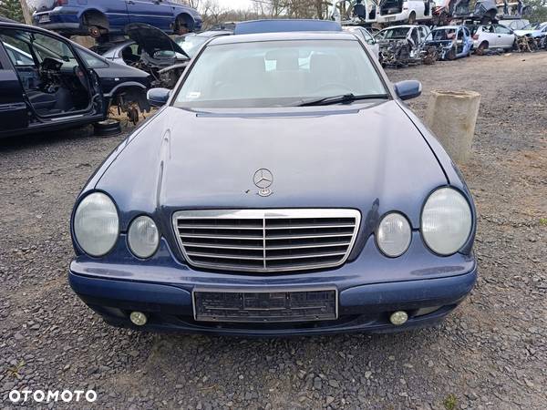 MERCEDES W210 DRZWI PRZÓD LEWE PRAWE - 6