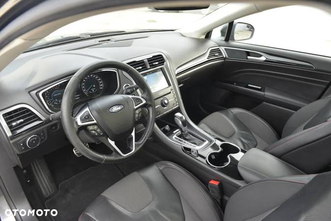 Ford Mondeo 2.0 TDCi ST-Line X PowerShift - 4