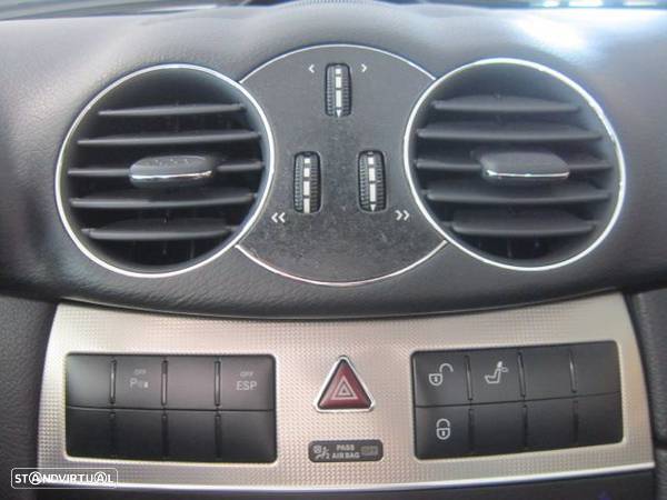 Mercedes-Benz CLK 200 K Avantgarde Aut. - 39