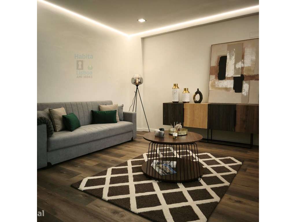 T3 Renovado e Mobilado Vista Monsanto | Varanda de 12m2-22