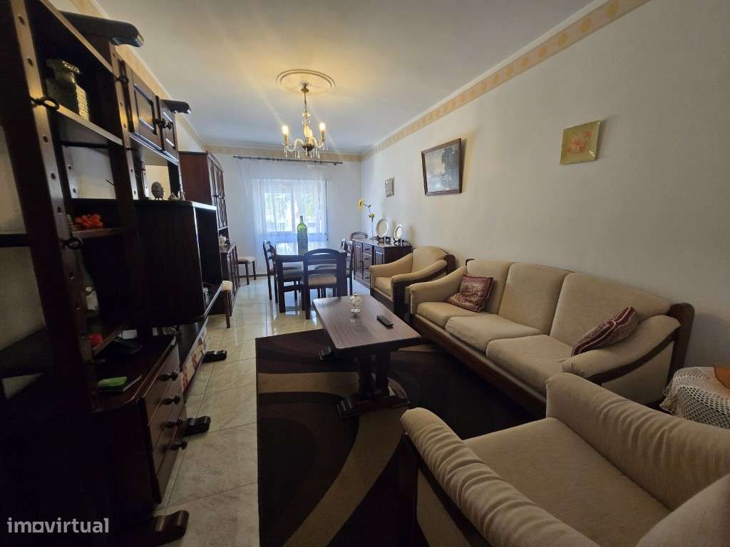 Simpático Apartamento T3, em prédio com elevador, no centro de Tavira-6