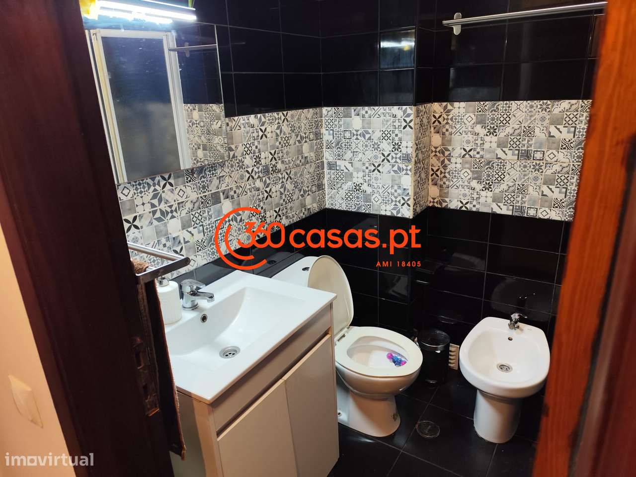 Apartamento T2 com excelentes áreas em Olhão-17