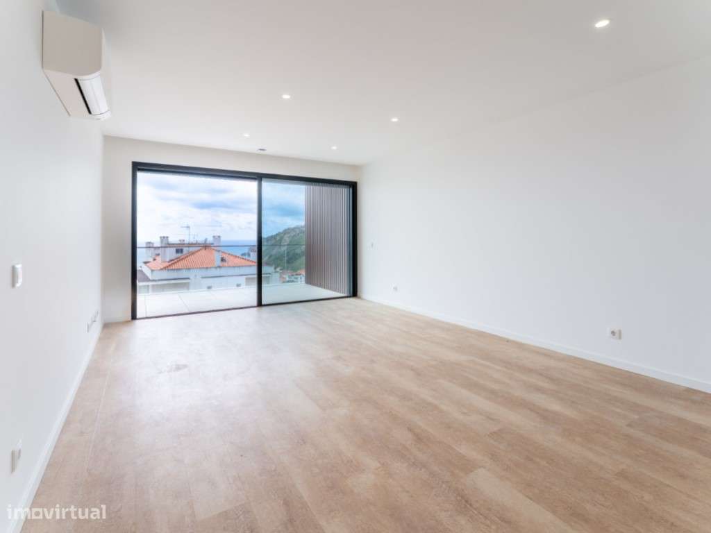 Apartamento T2 na Nazaré - Vista Mar com piscina e garagem-14