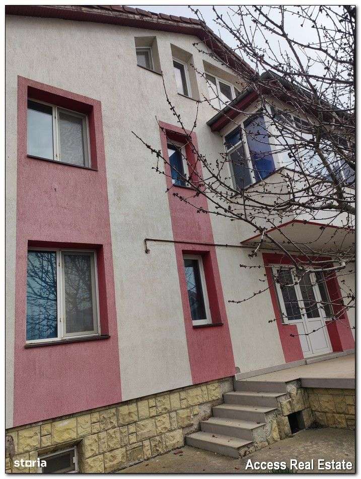 Vilă pe malul lacului Siutghiol, lângă parc-10