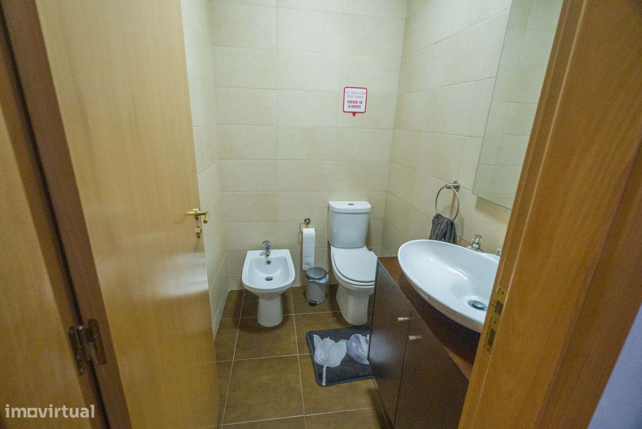 Apartamento T3 à venda em Santa Maria de Lamas-25