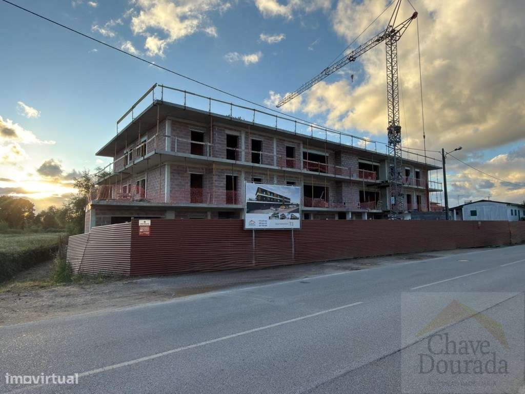 Apartamento T3 com logradouro e garagem - Mealhada-15