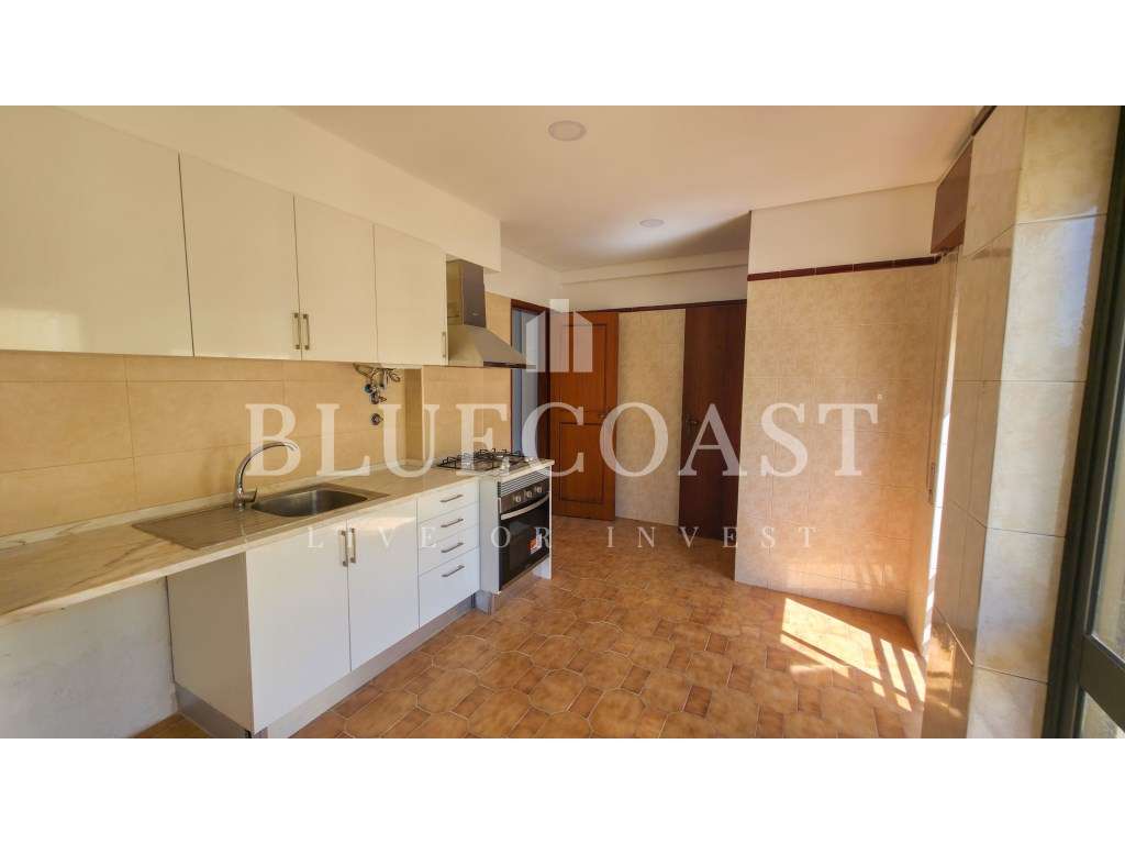 Oportunidade! Apartamento T2 com excelente luz natural-7