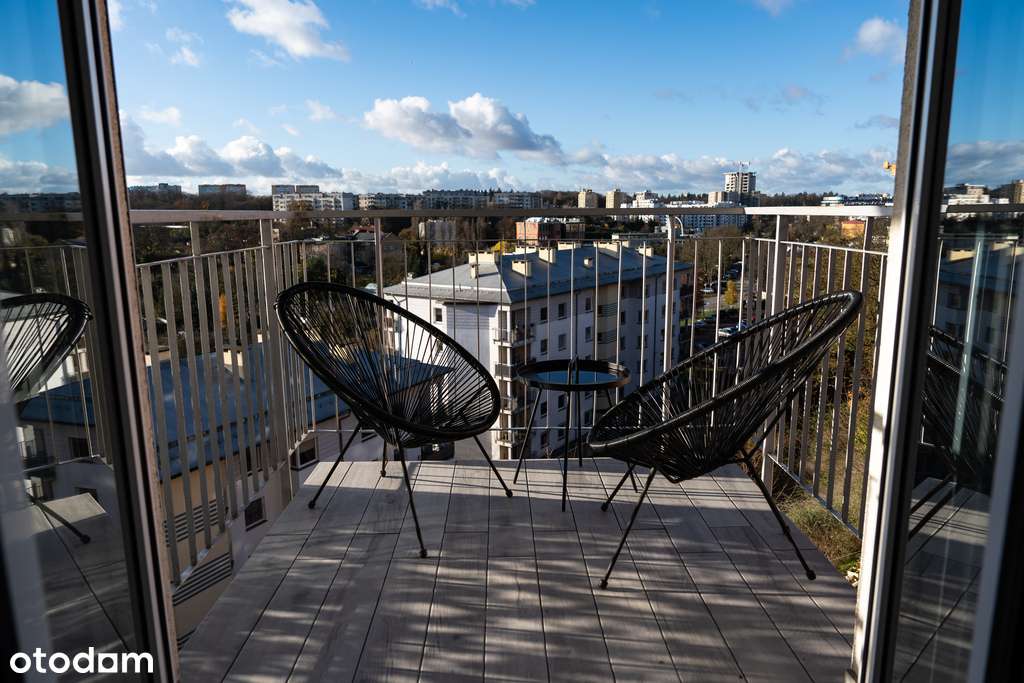 Nowoczesna kawalerka z widokowym balkonem-18