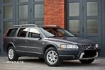 Volvo XC 70 2.4D5 AWD Momentum - 3