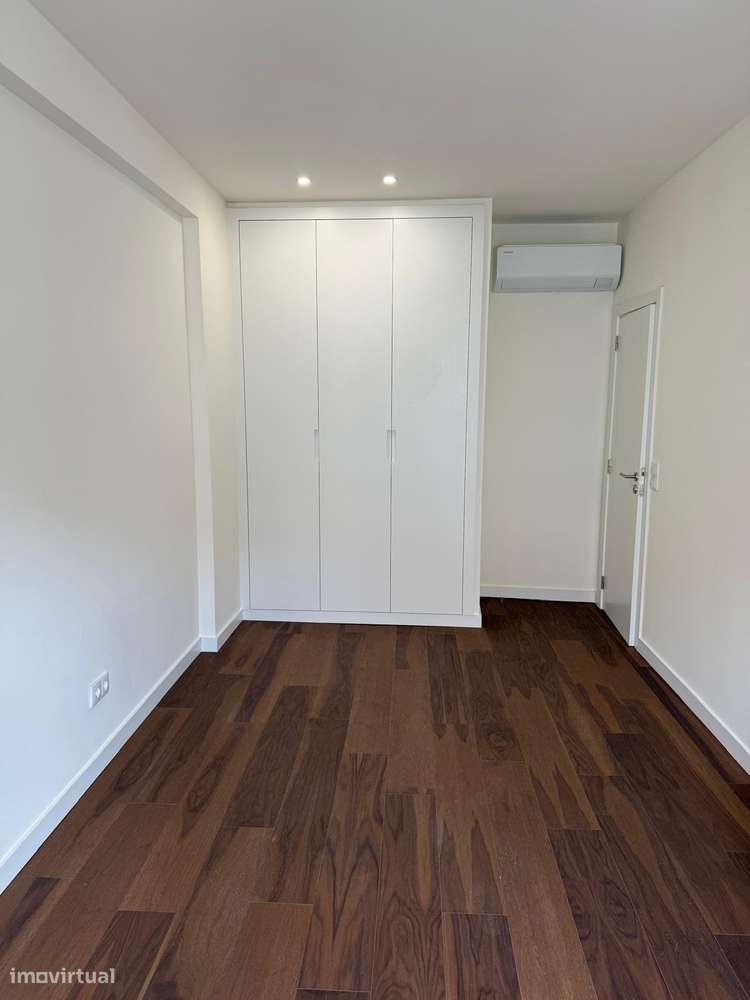 Apartamento, 62 m², Odivelas-11