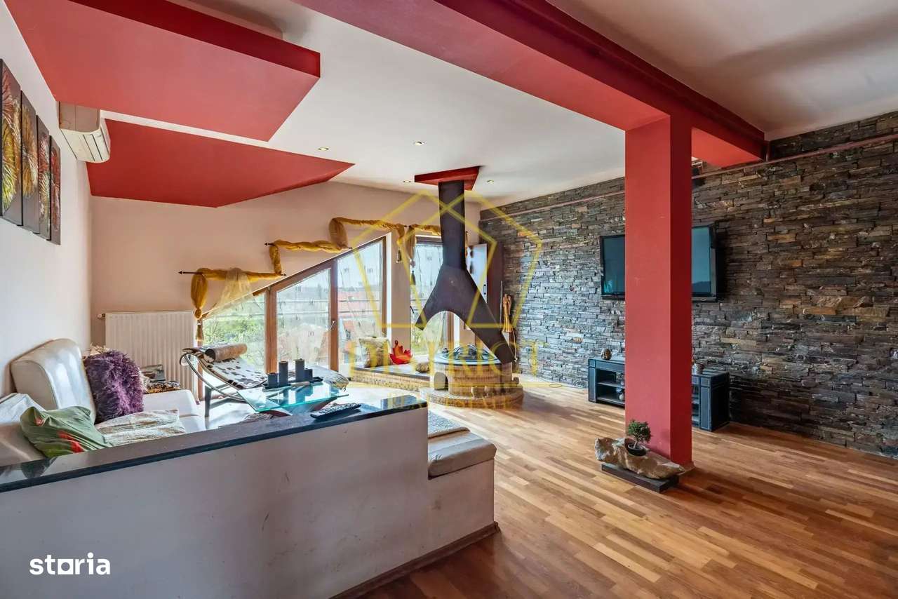 0% COM Apartament cu 3 camere, scara interioara, semineu | Favorit - Imagine principală: 3/14