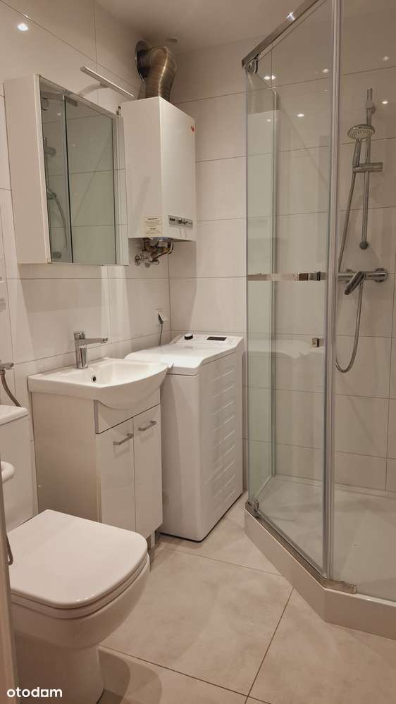 Przestronna kawalerka - Pełny obrazek: 4/6